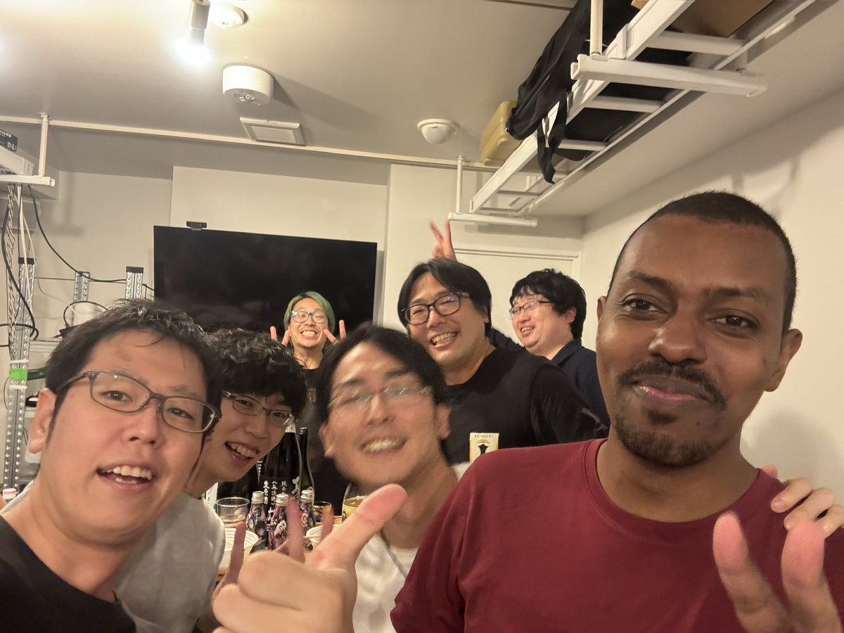 striderzero96's tweet photo. On my way back home. Thank you everyone for a great time!

See you next year! Osaka will be the first stop since I owe people there a visit! 😉 https://t.co/beHy9XWI1K