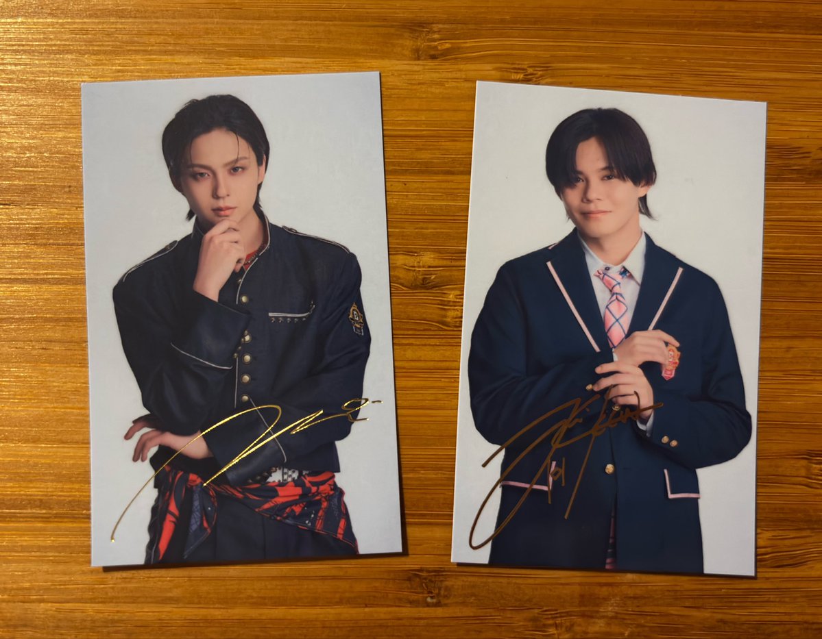 Aag0Xi's tweet photo. EBiDAN エビダン Yes! 東京 Y東 トレカ 店舗特典 HMV 箔押し サイン入り

譲　画像のもの

求　下記と画像3枚目♡
A タクヤ、吉田
B 高桑、田中雅(小のみ)
C 買取or異種
D 買取 or異種
E マサヒロ(小のみ)、志賀、竹野
     
郵送希望ですが都内手渡しも可能です📍
ぜひ、お気軽にお声掛けください！ https://t.co/jqRpwA1Uyi