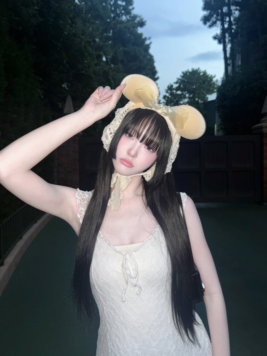 xeanrin's tweet photo. her pics are always so pfpable im always fighting the urge to change pfps in every social https://t.co/u9m2v3dYtj