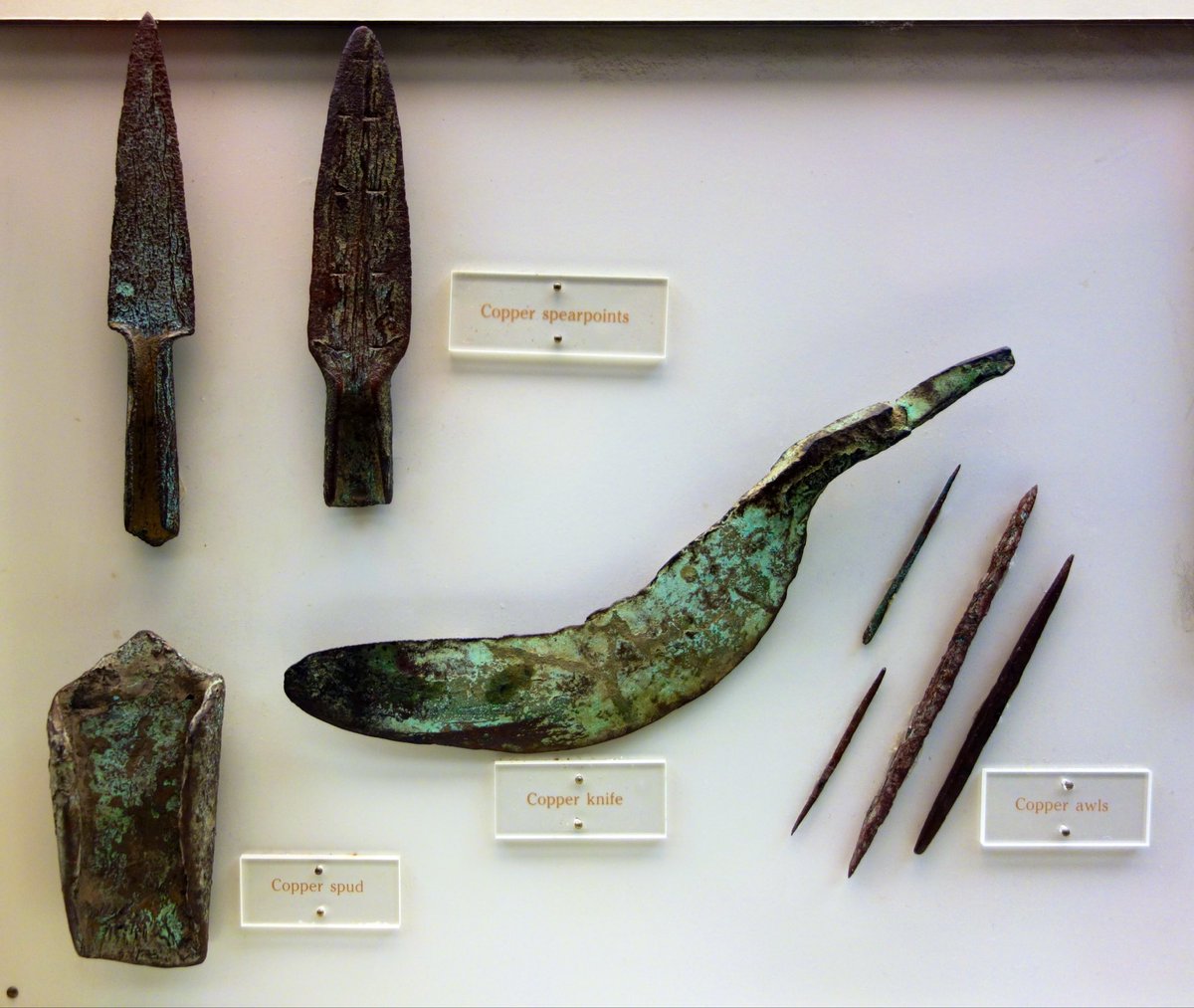 MoundLore's tweet photo. By about 4000 BC, people around the Great Lakes were hammering native copper into axes, knives, fishhooks and spear points.

Ancient North America had a metalworking tradition most people never hear about. https://t.co/vO0X492wTN