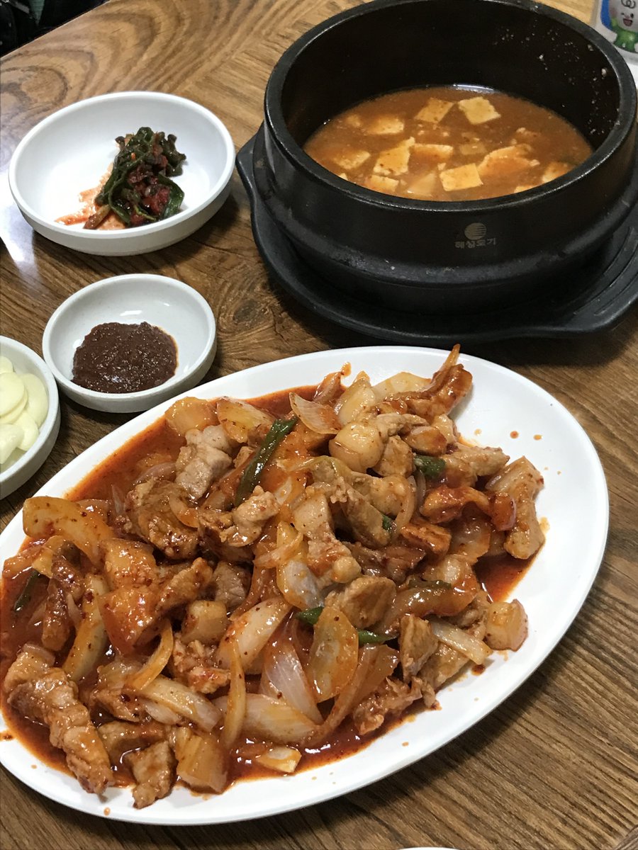 xoxivz's tweet photo. 경주확실히좋다 https://t.co/1GDblf0rP9