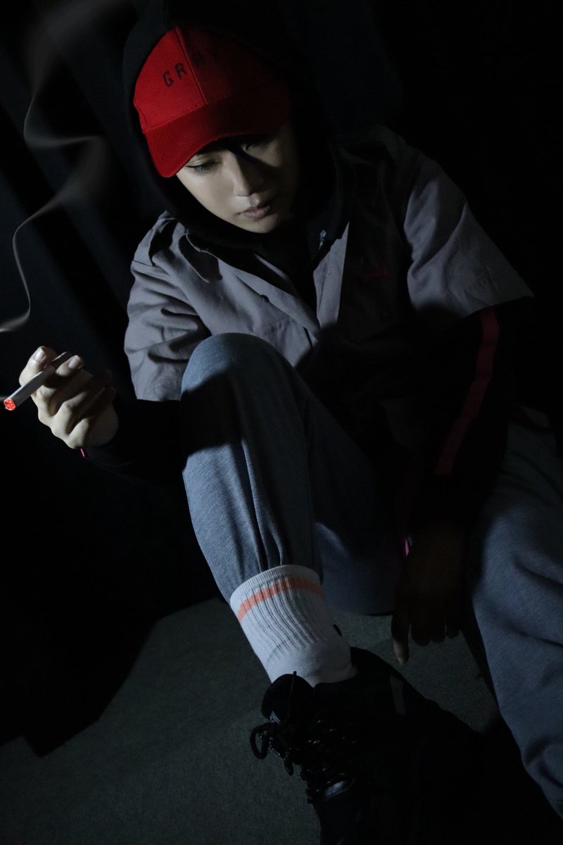 ikura_hanken's tweet photo. ⚠︎cosplay a3!

誰も知らない、孤独な『　　　　』。

photo/@ShiMa_at_cos 
#ドカ雨主演併せ0920
※撮影地許可済
※燃焼・煙書き込み https://t.co/oNCn9tJCdl