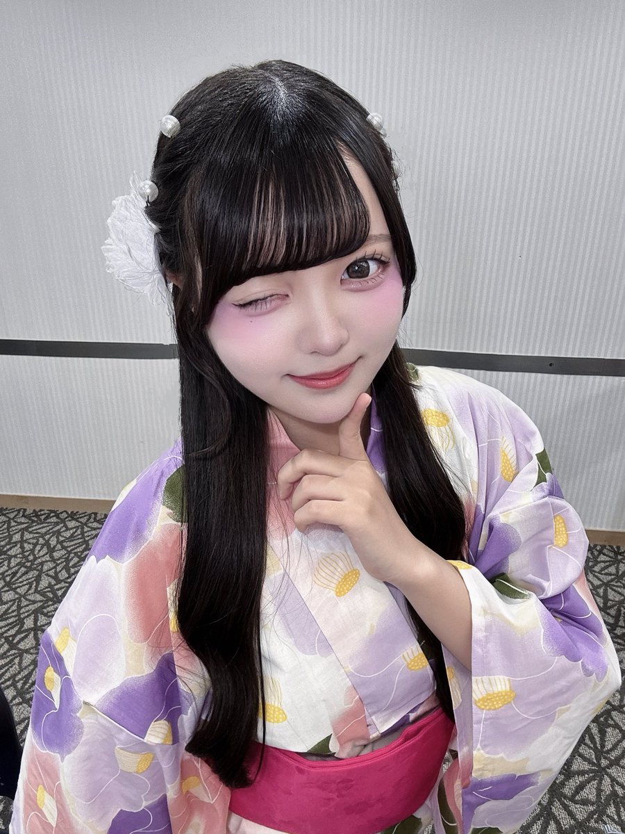 rino_heroines's tweet photo. みんなに内緒にしよう 君と私のコト♡ https://t.co/ULplAyd42d