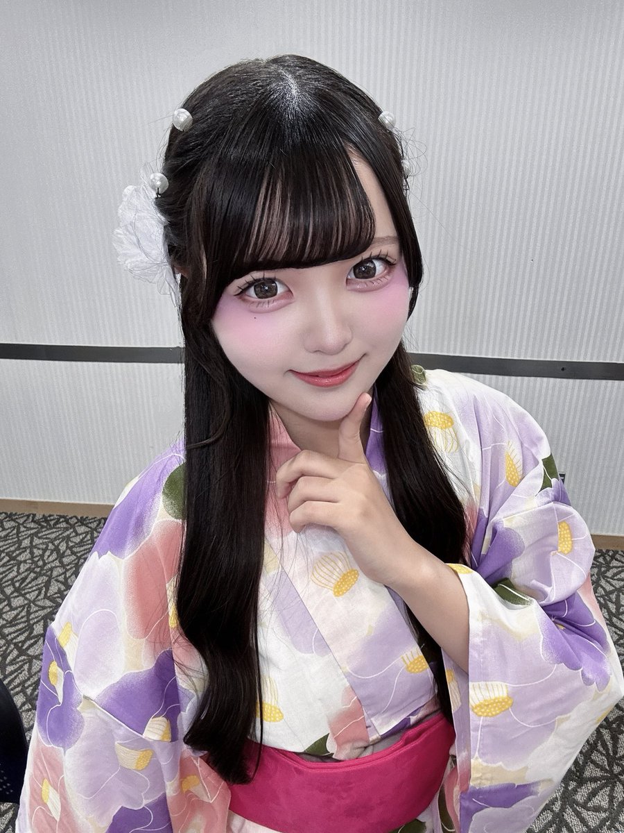 rino_heroines's tweet photo. みんなに内緒にしよう 君と私のコト♡ https://t.co/ULplAyd42d