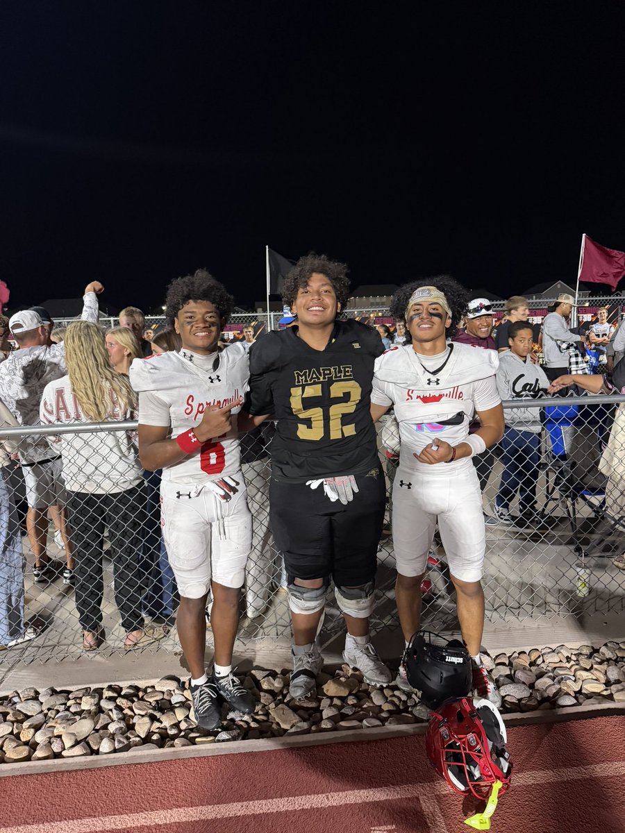 BoboyUili tweet picture