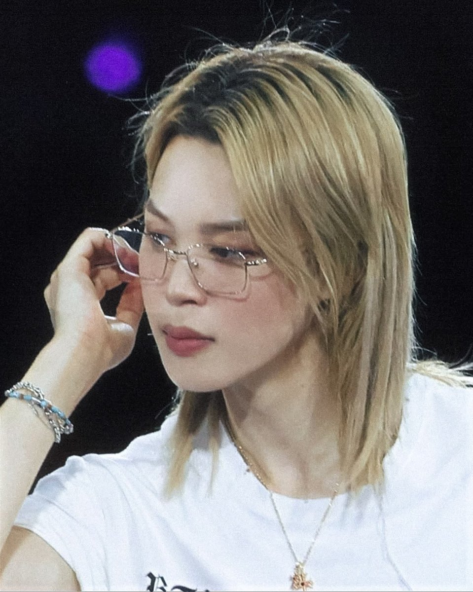 jm_dogs's tweet photo. desde deixar seu cabelo crescer, até finalmente poder mostrar a coreografia que de suas músicas depois de ter sido barrado no exército… 🫠

jimin está se sentindo LIVRE https://t.co/pdtQnaTNzX