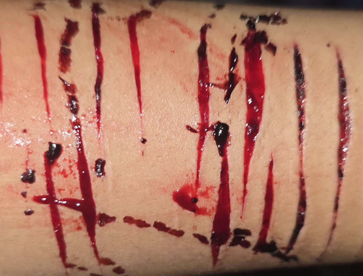 Asamitaka107's tweet photo. 🤤🤤🤤🤤🤤🤤🤤🤤🤤🤤🤤🤤 FAKE SFX MAKEUP FAKE FAKE FAKE NOT REAL ALL FAKE FAKE FAKE NOT REAL DEFINITELY NOT REAL FAKE SFX MAKEUP I SAID SFX MAKEUP PEAK MAKEUP  #fake #sfxmakeup https://t.co/sDghbCBWSI