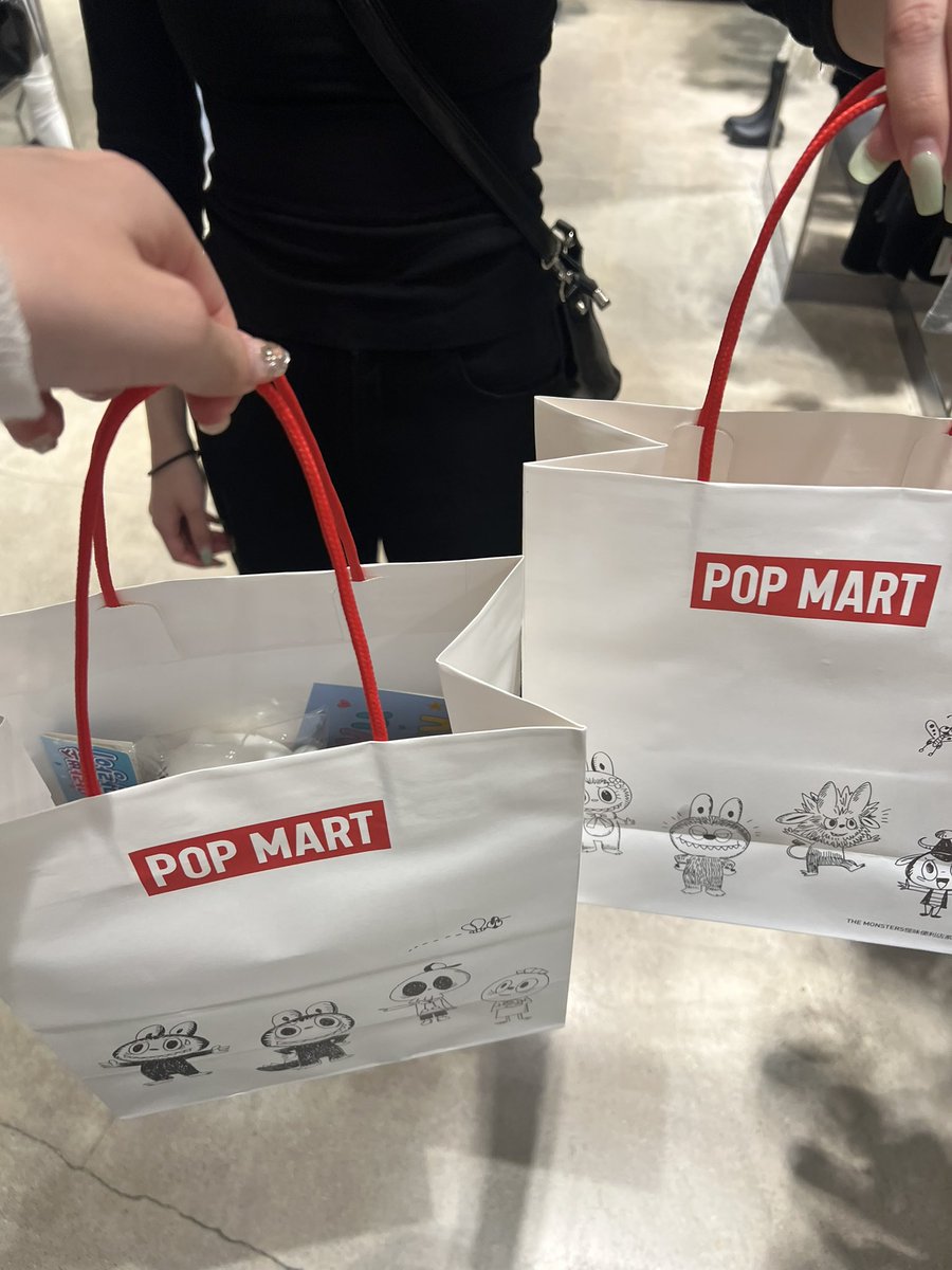 i_yynon's tweet photo. POPMARTお金ないのに買ってしま��•••🩶 https://t.co/Z3wvDphouV