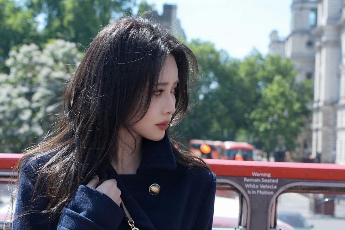 hereformengziyi's tweet photo. More pics taken in London for Michael Kors
#MengZiyi https://t.co/eWqFDlF8EC
