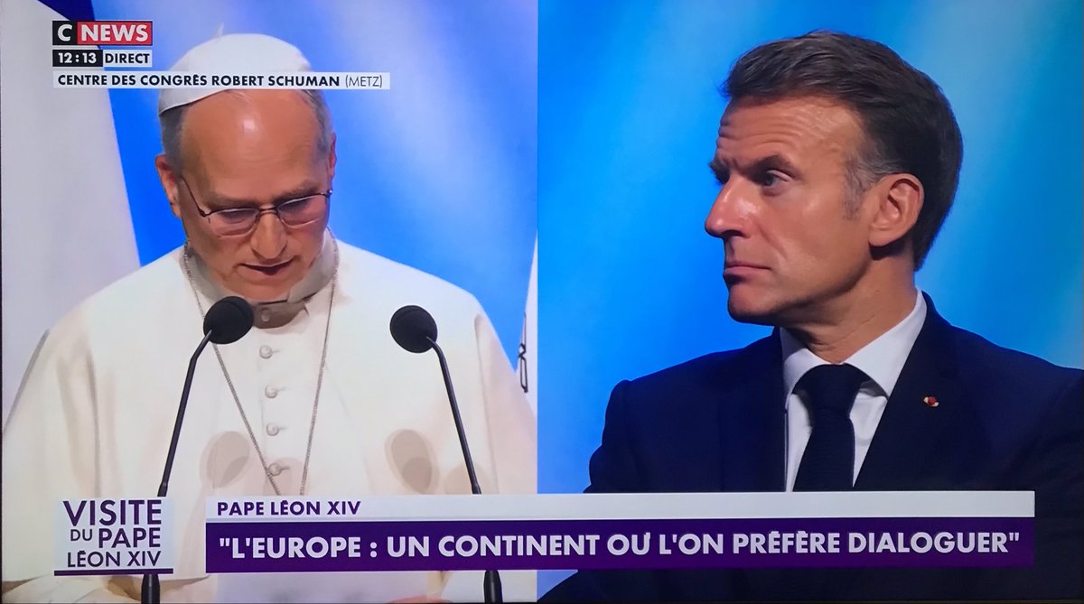 anne2br's tweet photo. Le discours du Pape Léon XIV à Metz est fondateur. Il redresse une à une les colonnes de l'Europe telle qu'elle doit être.
Macron en PLS absolue. Barrot pas mieux.
"L'Europe est chrétienne"
"L'Europe a été créée pour maintenir la paix"
"Pour la paix, l'Europe doit accepter des concessions, stop aux dépenses militaires"
"L'Europe doit accueillir les réfugiés et les migrants en les intégrant selon nos valeurs"
"Jeunes européens n'ayez pas peur de fonder une famille"
"La vie dans la dignité : de l'embryon au dernier jour"