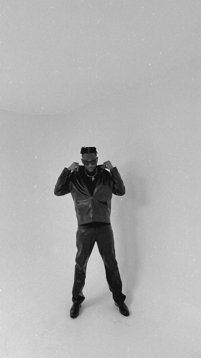 Deribb's tweet photo. Fashionista no suppose pass like this https://t.co/bEEokLLQt6