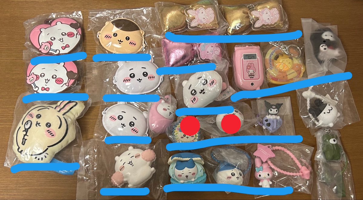 smed_wn's tweet photo. @kr__kn7 はじめまして、こんばんは！リプ失礼いたします。
画像の赤丸のものヒスミニ優先で買取希望です。画像1枚目買取可能な場合は、2枚目以降の赤丸を合わせて買取いたします。ご検討お願いいたします🙇🏻‍♀️ https://t.co/Q6n92LQG8u