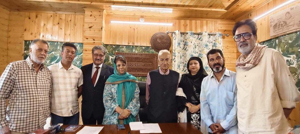 jkpdp's tweet photo. JKPDP President Ms. @MehboobaMufti today met with the delegation of Kashmir’s film fraternity led by Mushtaaque Ali Ahmad Khan, Founder & Director, Kashmir World Film Festival, who apprised me of the challenges confronting the local film industry and the concerns surrounding the recently held government-sponsored film festival.

The contribution of Kashmir’s filmmakers, artists and professionals cannot be overlooked. Established local initiatives and talent must be recognised and supported. I assured the delegation of my full support and will take up their legitimate concerns on appropriate platforms.