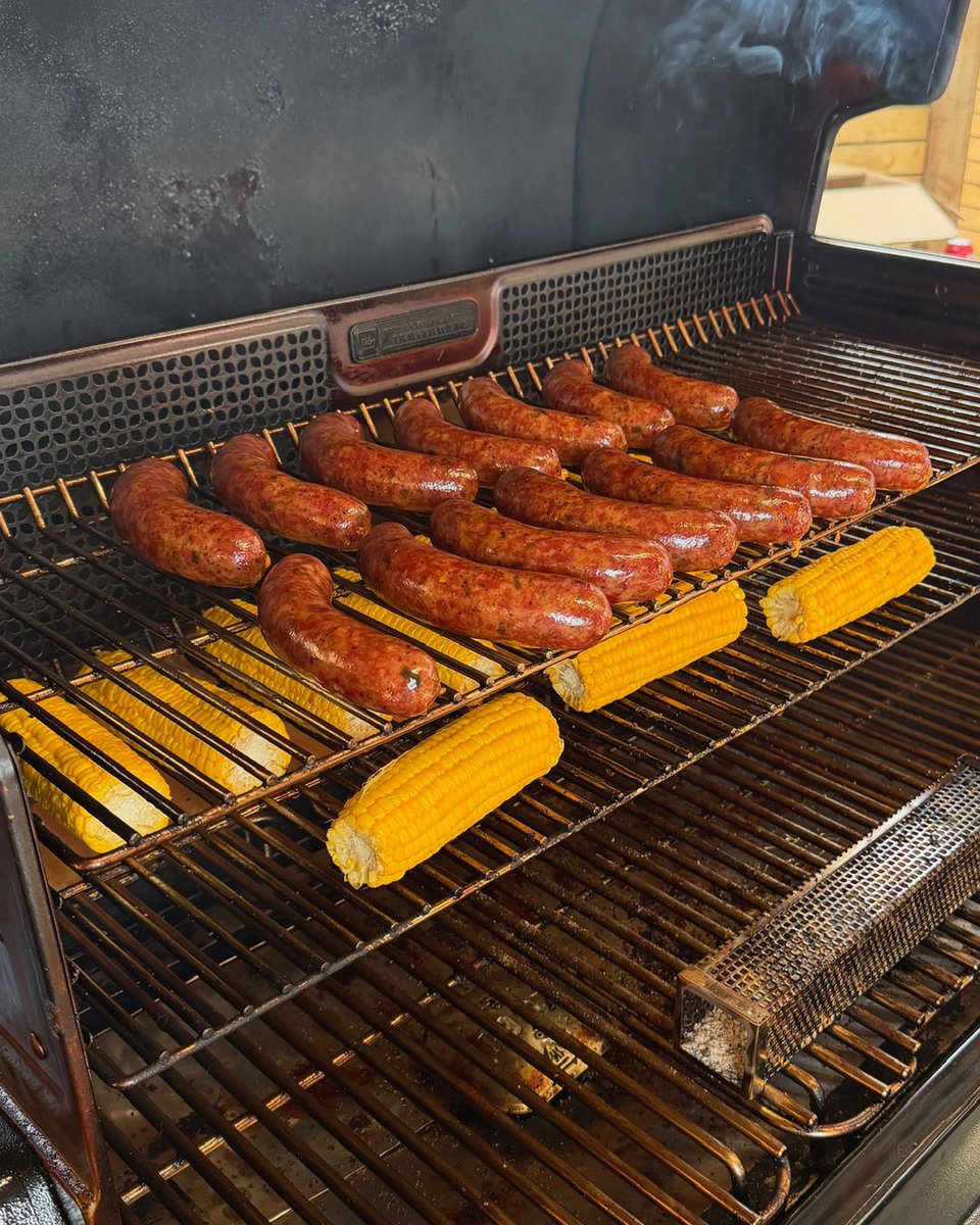 Socalbbqshop's tweet photo. Massive thanks to everyone who came to our Texas Masterclass with Dave McCormack aka Wilsons BBQ. 

View events: 
https://t.co/RleEoKxNvg 

#socalbbqshop #outdoorliving #bbq #food #fire #bbqclass #cookingclass #giftideas #texas #barbeque #cowboy #barbecue #brisket https://t.co/BNKjzYVvGr