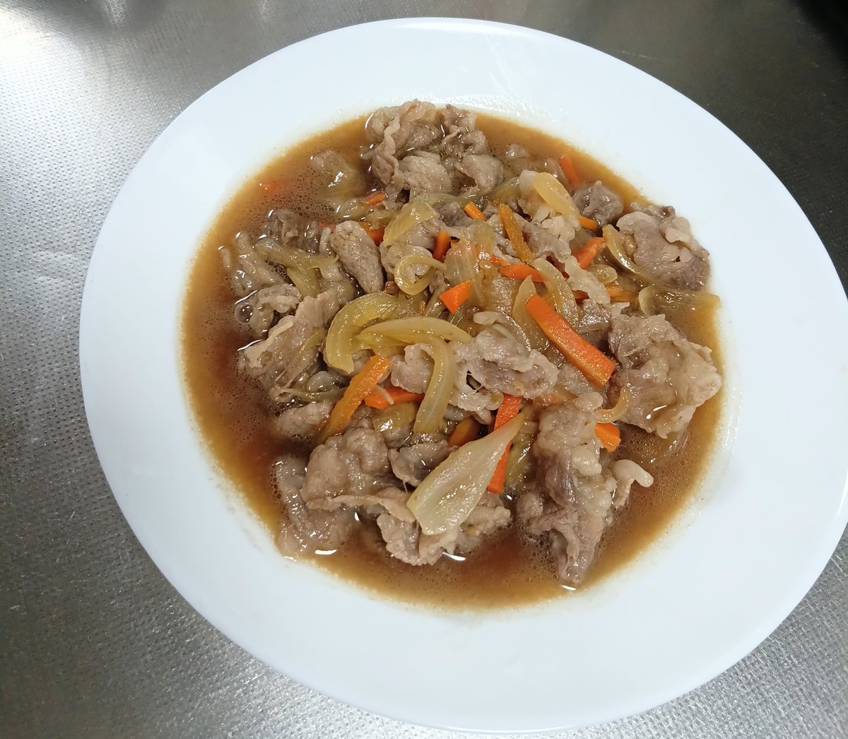 iruka1003's tweet photo. 牛皿(2026/9/28)

母に持参
今日は、母の病院の付き添い🚗
#おうちご飯 https://t.co/taclUb2T9F