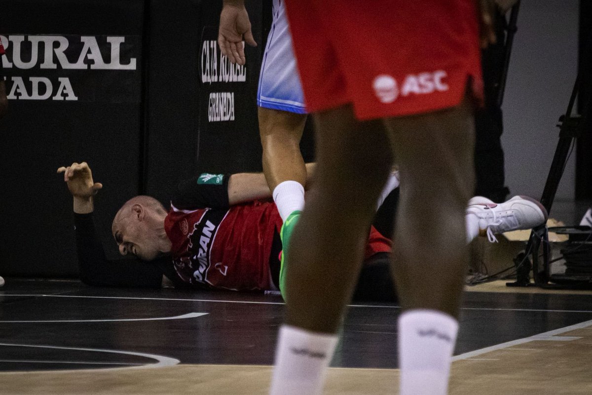 josempuertas's tweet photo. Va un pequeño hilo sobre la situación actual del @CoviranGranada: tengo la sensación de que el proyecto ha perdido buena parte de la magia que le acompañó durante su primera década de vida. Magia, o credibilidad. (1/9). https://t.co/0WHxcAB7cr