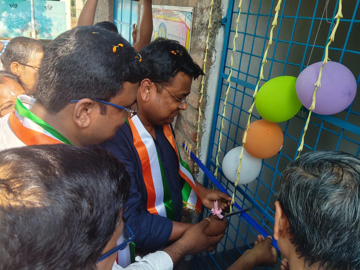 tapadar939248's tweet photo. প্রধানমন্ত্রী নরেন্দ্র মোদির জন্মদিন উপলক্ষে "সেবা সংকল্প অভিযান" আজ পূর্বস্থলী দক্ষিণ বিধানসভা কেন্দ্রের অন্তর্গত সিমলন অন্নপূর্ণা কালী নিম্ন বুনিয়াদি বিদ্যালয়ে দীর্ঘ দিন ধরে অচল অবস্থায় পড়ে থাকা মিড-ডে মিলের নবনির্মিত রান্নাঘরটি এক আনন্দঘন পরিবেশে নতুন রূপে উদ্বোধন করা হল https://t.co/I8XPQ0gBox