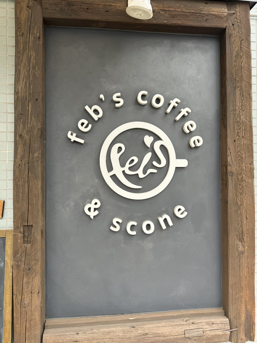 red_kero's tweet photo. りえるさんとエトラさんが行かれていたfeb's coffee&amp;scone 馬道本店　行って来ました✨✨
スコーン美味しいかったー💖💖

#我部りえる https://t.co/xBx9qmOiKy