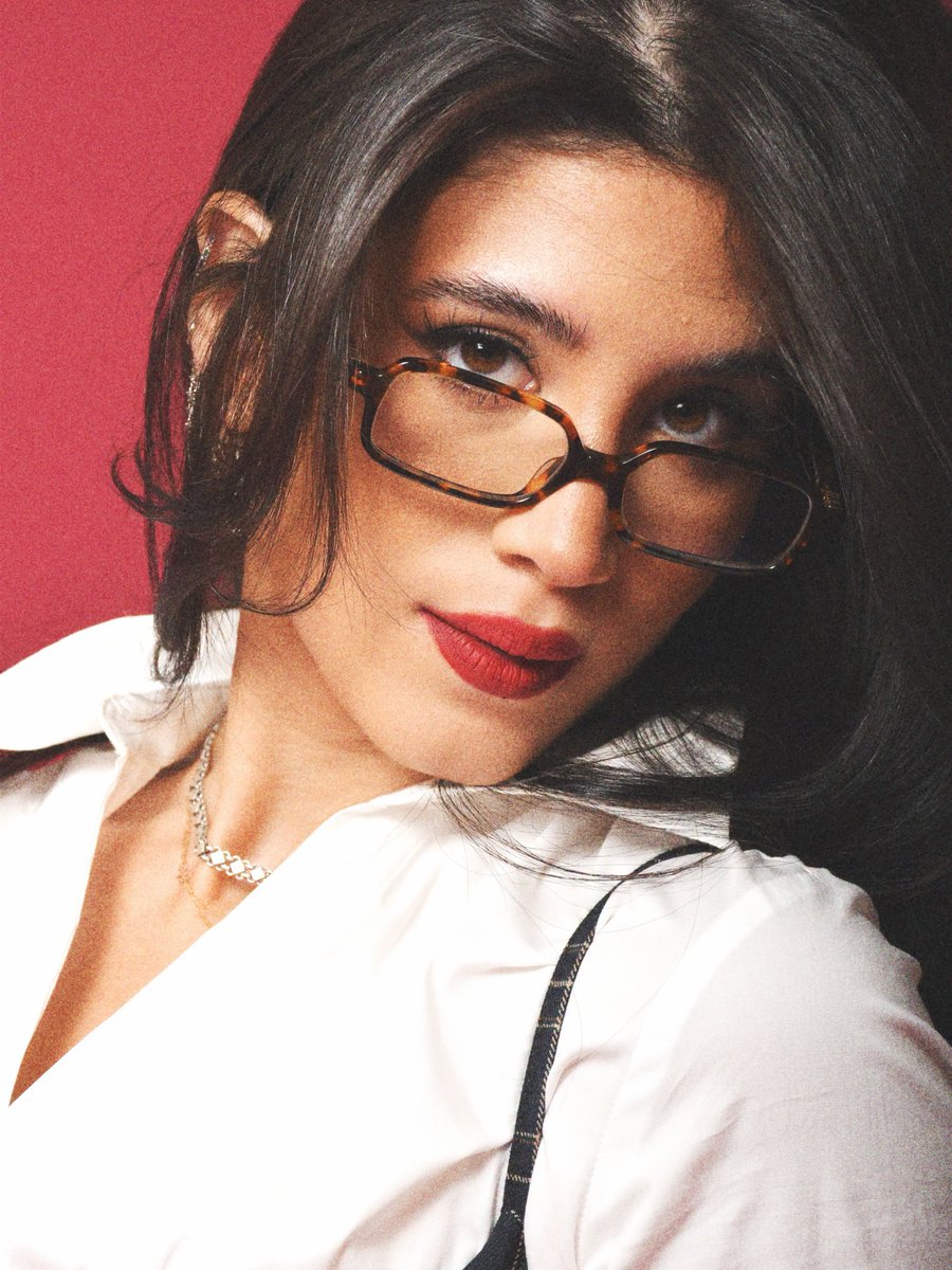 AngelaxLisaAn's tweet photo. احا انا مصدقتش ان الصور دي حقيقيه غير لما لقيتها علي صفحتها الرئيسيه ♥️🔥🔥🇮🇱🇮🇱
بقت مستريس اوووووي زمانها مخليه اخوها بيعبدها ريتويت👅🛐 https://t.co/wBfd2vyfRY