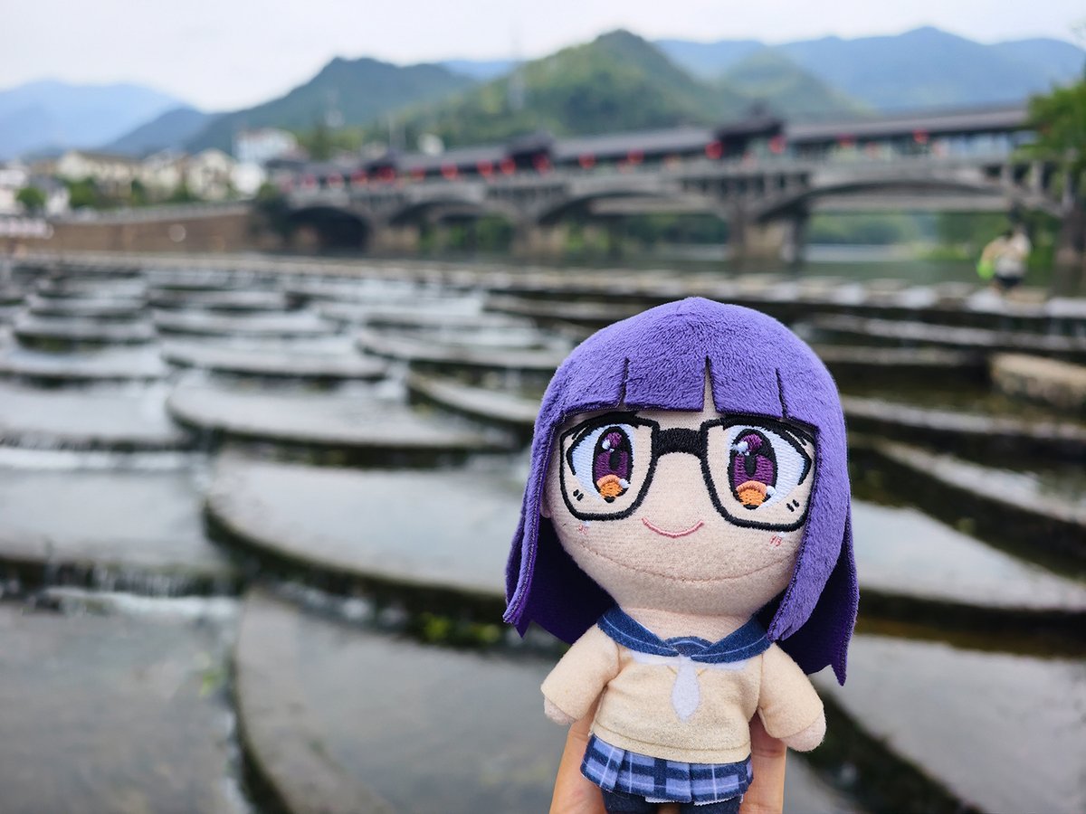 sherry_my7's tweet photo. 小长假去山里住了一天，尝试了钓鱼（没成功！），玩了朋友的人工（得手动一直转！）爆米花机，吃了农家土菜（民宿老板手艺一绝！），开心！
只是可惜还是太热了，有点轻微中暑T_T https://t.co/Q8dXsGsO9x