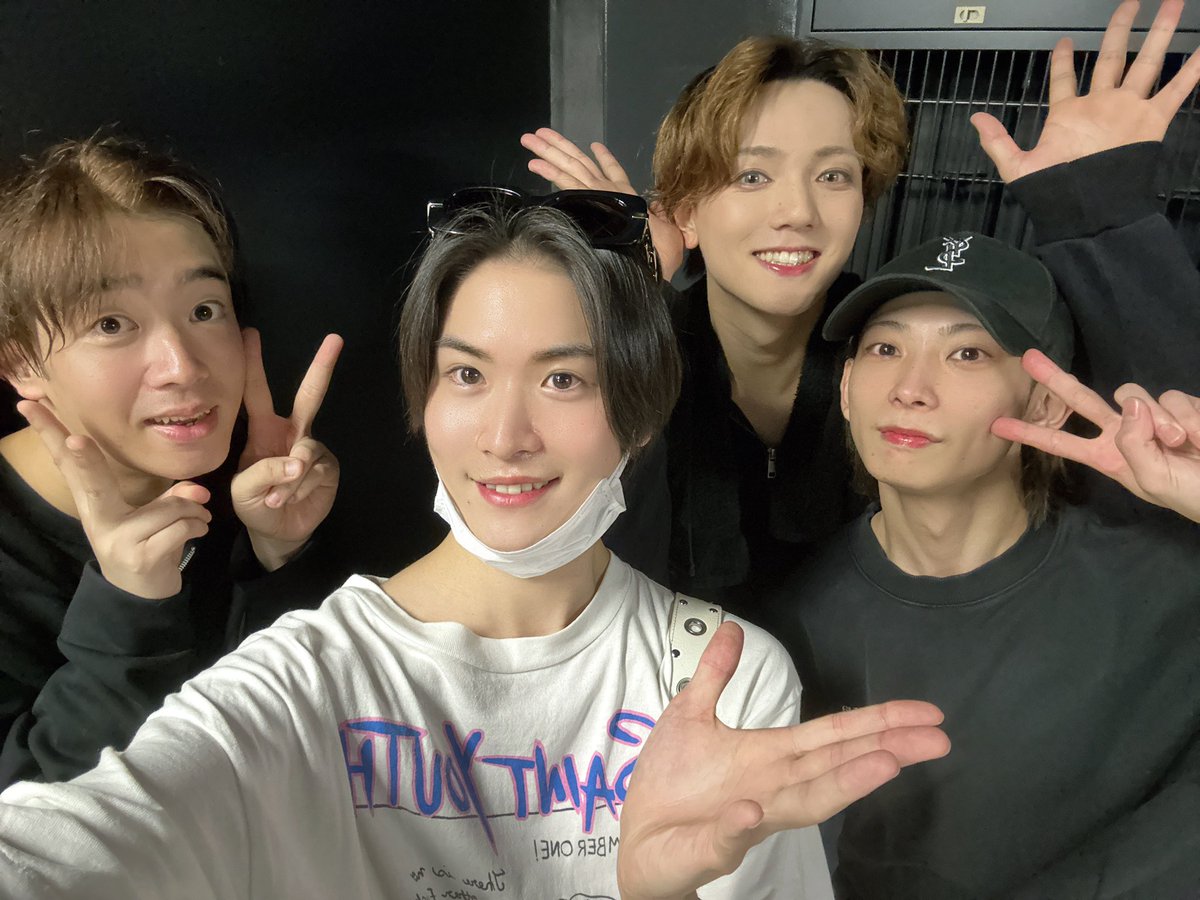 muga_kaziyama's tweet photo. 先日、タイバニ観に行きました。
何より演出が凄くて会場全員で楽しめた！
一期くんが出てきた時ありえんくらい笑みが溢れた（わら）本当かっこよかった！むちゃくちゃ学べた。
がんちゃんもくりちゃんもさいっこーにかっこよかった😭
#タイバニ https://t.co/XGicnMcvK5