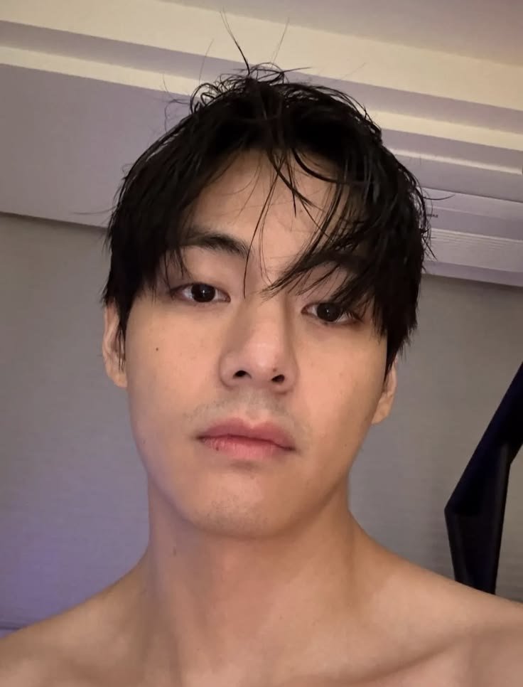 realmingbtw's tweet photo. CATEGORY OF TAEHYUNG MUSTACHE https://t.co/z4uIL3vscv