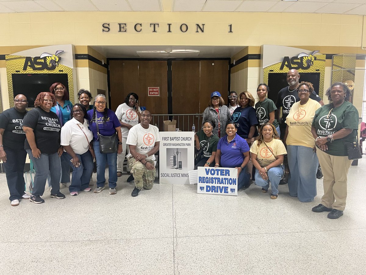 ALUNITE18's tweet photo. What an incredible turnout at the Rock the Vote Rally yesterday at the Dunn-Oliver Acadome! 🗳️🔥🎉

This amazing event was created and led by Engage MGM, bringing our community together to turn collaboration into local impact! 🤝🗳️ https://t.co/UdWE5YHvRD