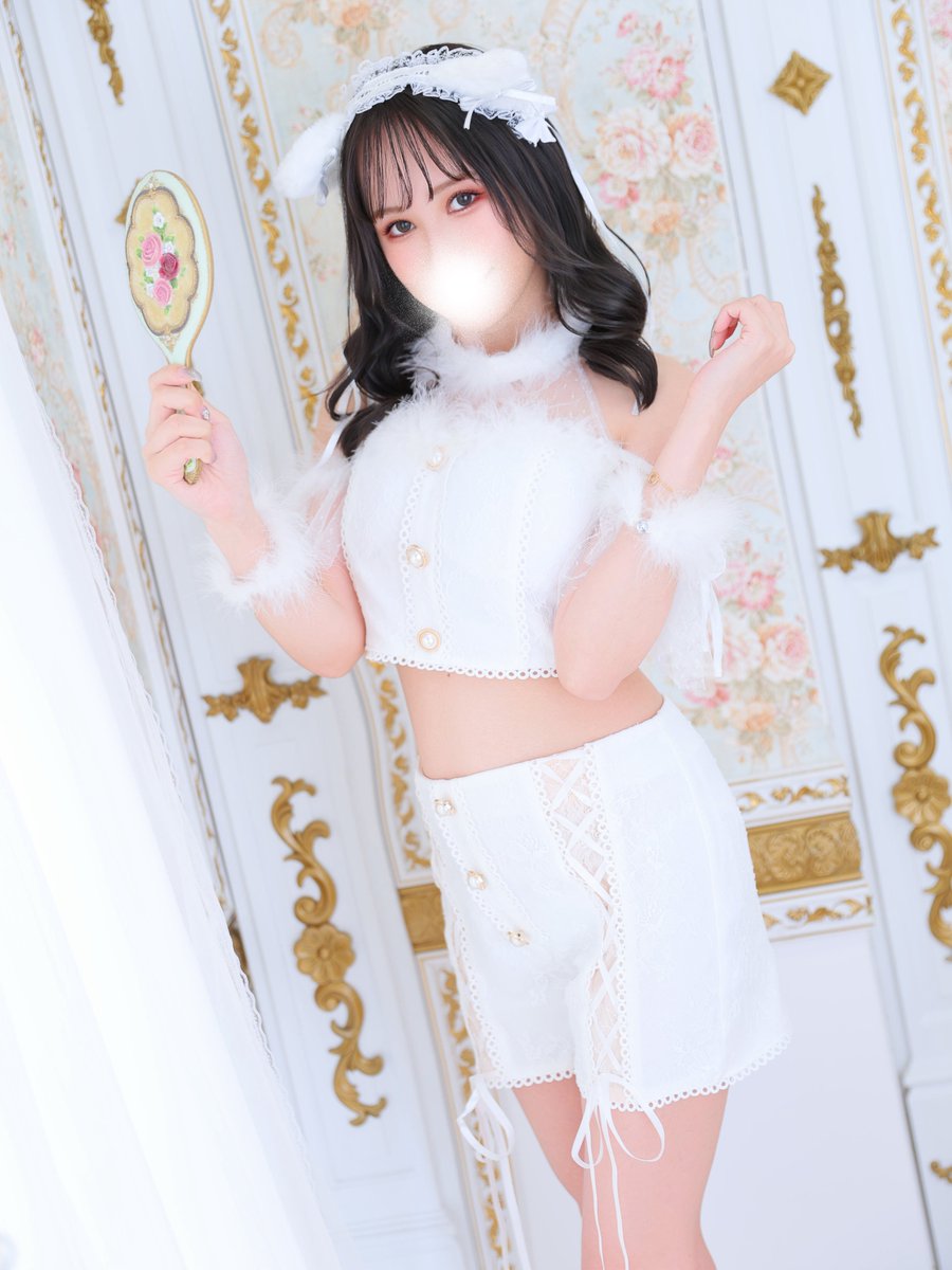 _misa8129new's tweet photo. どっちが好きー❓🐱🐰 https://t.co/BfR1JZioqe