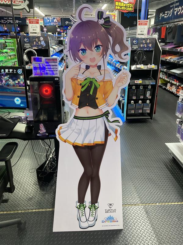 bic_nagoya's tweet photo. TurtleBeach×hololive Dreams

名古屋駅店に夏色まつりさんとパヴォリア・レイネさんの等身大POPが登場！！！

対象のTurtleBeach製品を購入して頂くとホロドリオリジナルうちわをプレゼント！
4Fゲーミングコーナーで夏色まつりさんとパヴォリア・レイネさんに会おう！！！
＃ホロドリ＃TurtleBeach https://t.co/dkgi0ultlC