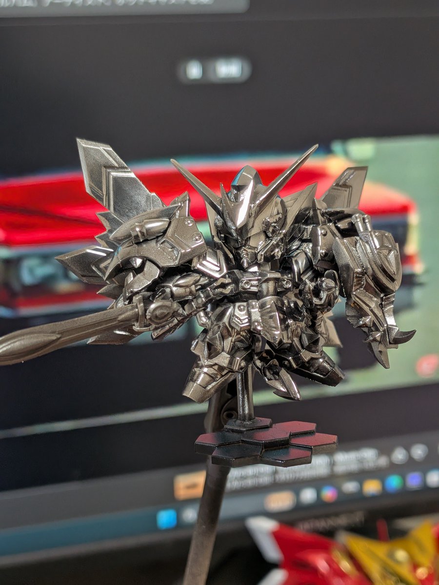 2hinfan's tweet photo. マスキング無しエアブラシ塗装でフィニッシュ😌
意外に組む方が大変だった
#スペリオルドラゴン
#スペリオルディファイン https://t.co/b1i6Gt0ALd