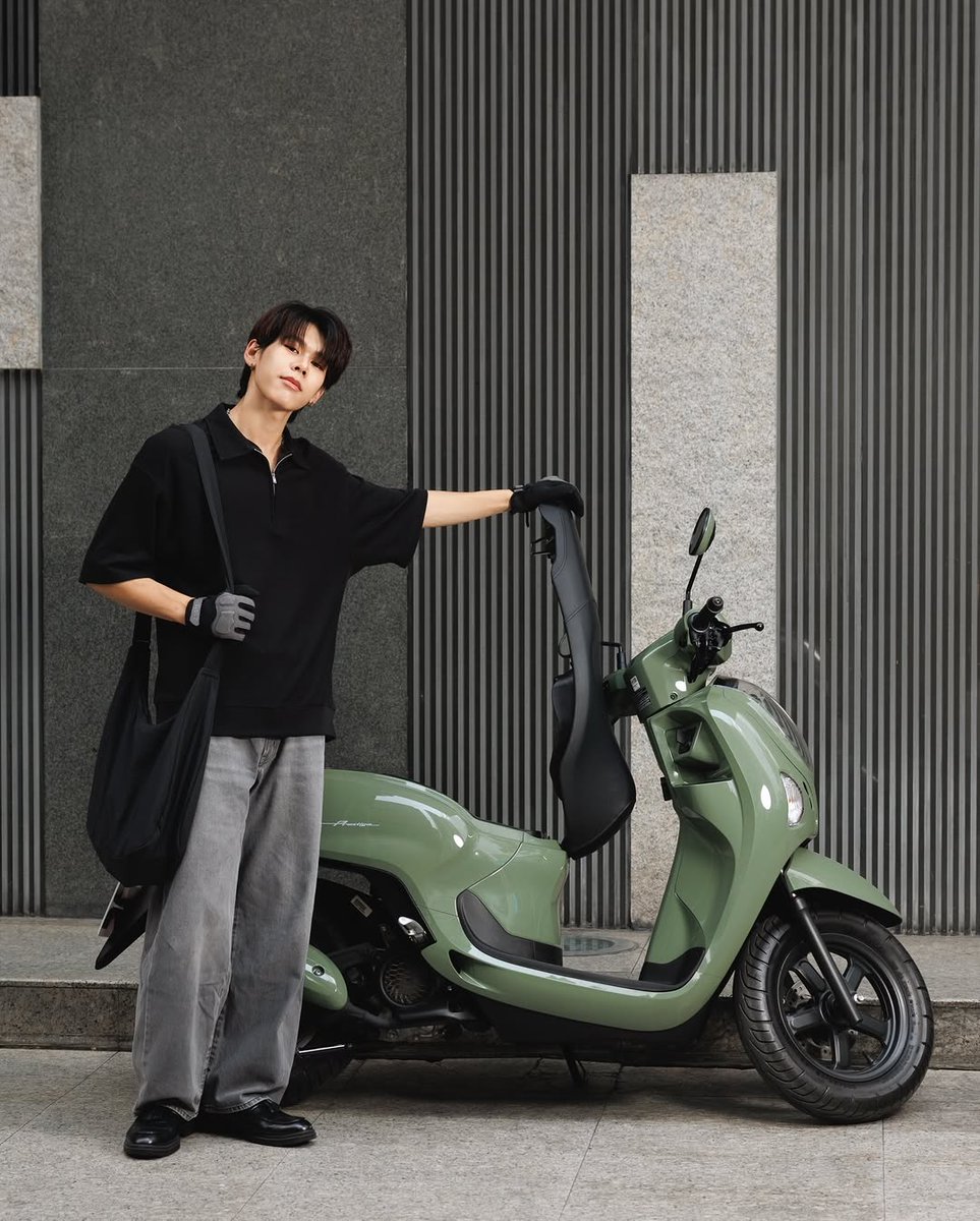 MackenzieS82485's tweet photo. สายแบกชอบสิ่งนี้เลย New Honda SCOOPY ขี่ง่ายเก็��ของเยอะ ตุ้ยเลิฟสุด ✨ https://t.co/mEXgrEcQe6
