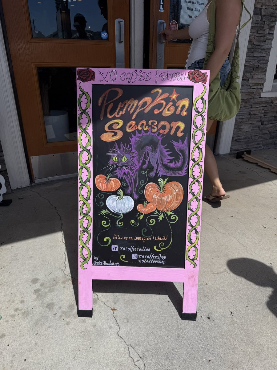 vanteshops's tweet photo. a spooky last 5 days 👻🕸️🖤🎃 https://t.co/NIpKzggH4r