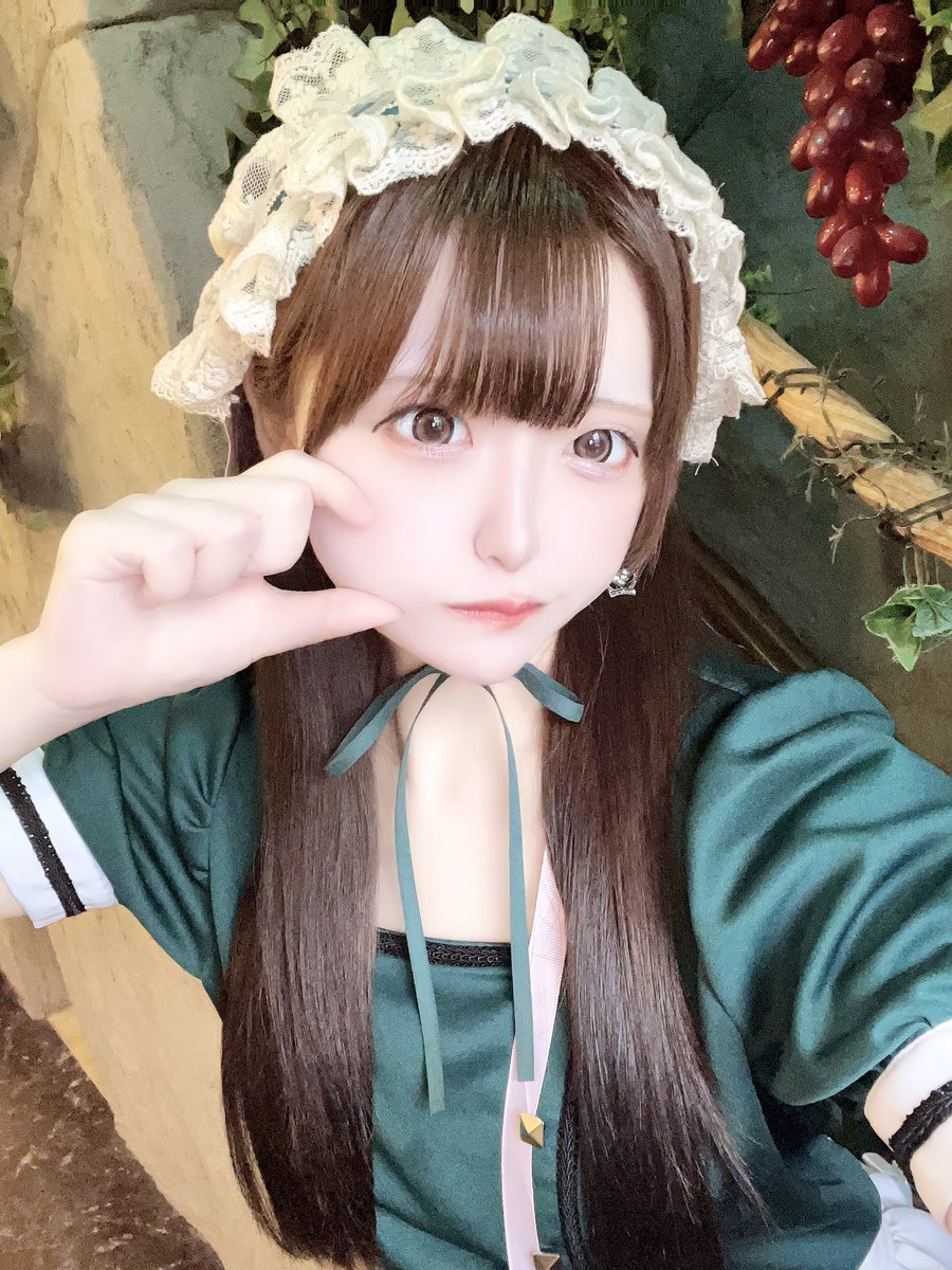 cca_una's tweet photo. おきゅぉわ👶🏻

本日も顔がおかしくて、だったけどとてもたのしい一日になりました😆♡いぇい

会いに来てくれたりアミュや差し入れ全部嬉しいね> ·̫ <💖
もっとみんなと仲良くなりたいなー🎶
天気悪いだったのにありがとう！👶🏻

明日もいるよ😻😻 https://t.co/aShPW6j6EU