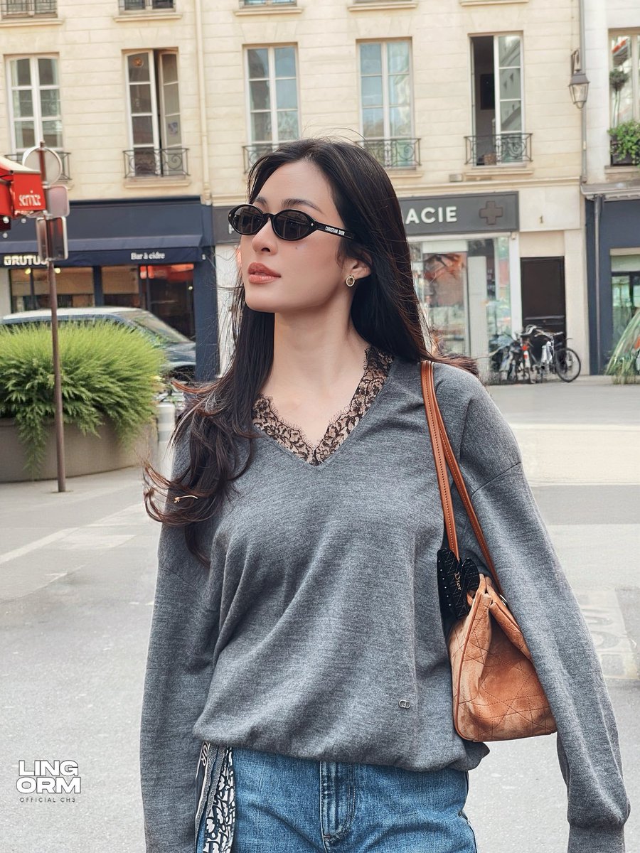 LingOrmCH3's tweet photo. A beautiful day in Paris 🥰

LINGORM FLY TO DIOR PFW
#LingOrmDiorAirportLook
#LinglingKwong #OrmKornnaphat
#LingOrm #Dior #DiorSummer27 #PFW https://t.co/3xtFEMWG8M
