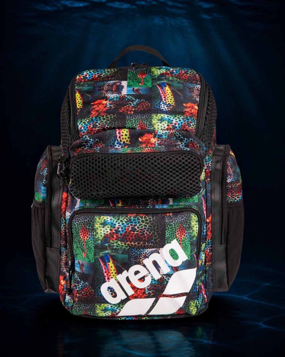 ProSwimwear's tweet photo. Carry it all. Stand out. 🎒✨

The Arena One Go Backpack 45L in Animalier, Octopus &amp; Flamingo made to go wherever you do.

Shop now at ProSwimwear: https://t.co/utFQci6eVC

#proswimwear #arenabackpacks #arenabags #arenawaterinstinct #swimming https://t.co/iGW7bQEM37