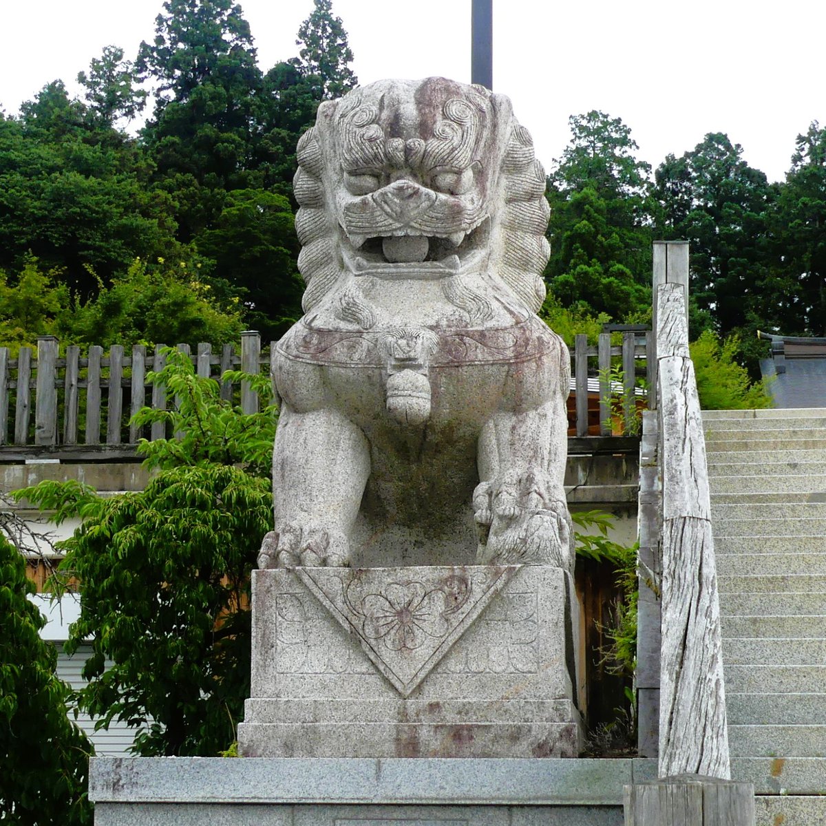 ginnanan's tweet photo. 202607⛩️盛岡八幡宮①
（盛岡市八幡町）
🔶狛犬 https://t.co/o1QIXSfoYt