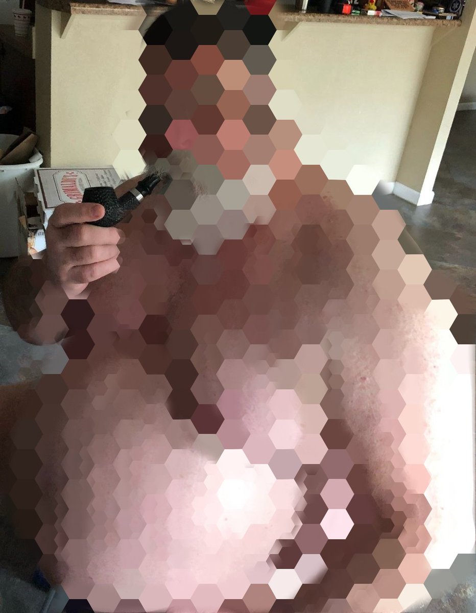 BetaSafePixPig's tweet photo. Your Dads are "most likely" proud of the pixel bumper you've become. This pig sure is <3 https://t.co/L3XIRdFryh