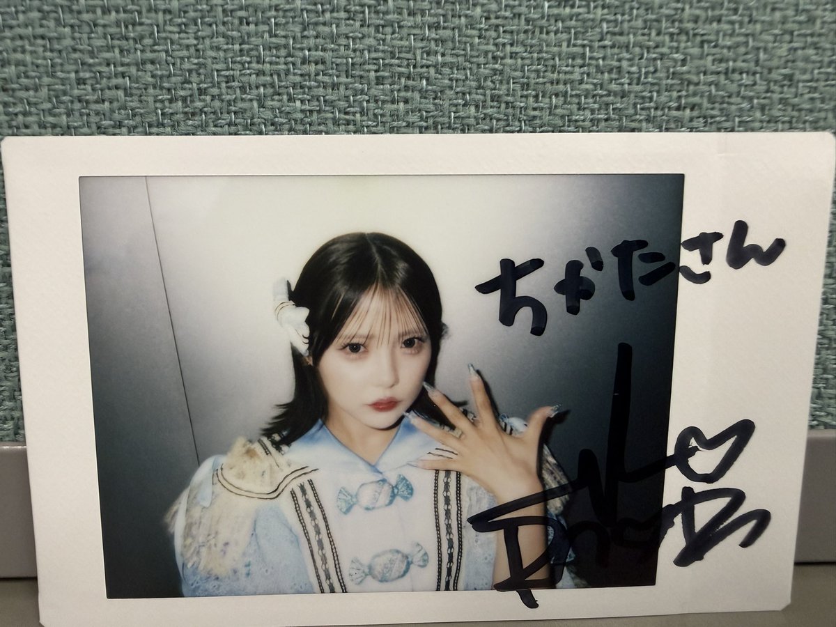 kameden613's tweet photo. いつかのオンラインサイン会のがでっかい段ボール箱に入って海を渡って愛媛まできた❗️
#CANDYTUNE 
#福山梨乃
 #ビンゴゲームはいつもリーチまではいくけどなかなか揃わない https://t.co/e6O30x79EQ