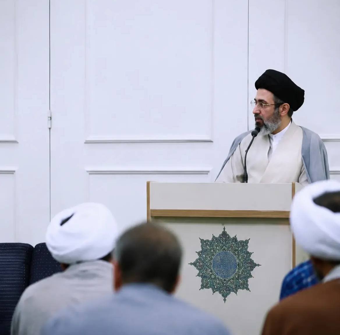 sedmahdii's tweet photo. امام خامنه‌ ای
امروز کسانی ما را ابرقدرت چهارم دنیا می‌دانند. البته آنان بر اساس محاسبات دنیایی چنین می‌گویند؛ ولی محاسبات الهی، کشوری که خود را متعلّق به عترت طاهره می‌داند و عمدۀ مردمانش دلبستۀ آن والامقامانند و برای اقامۀ حق هراسی ندارند را «قدرت اوّل جهان» می‌داند. https://t.co/8wMgxdxYcy