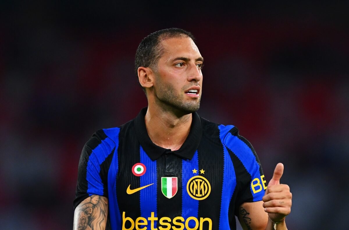 Inter360CDS's tweet photo. #Inter, per i rinnovi di #Calhanoglu e #Dimarco al via la nuova politica sui rinnovi: l'obiettivo è avvicinarsi il più possibile alle richieste, ma riducendo la base fissa e aumentando i bonus, legando la spesa al rendimento del giocatore.
@CorSport
#Inter360 I #FCIM https://t.co/N5z43Zm4YN