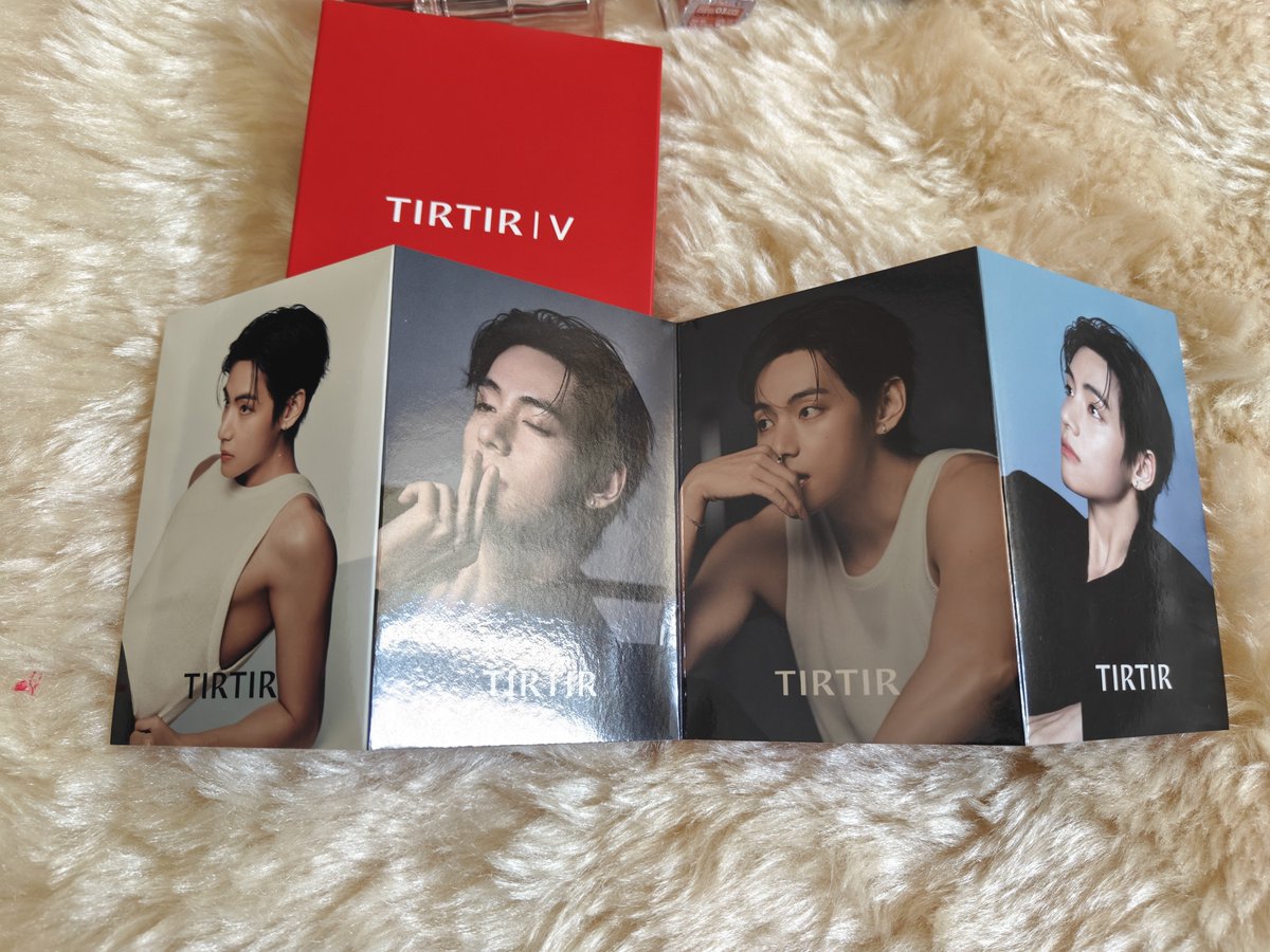 map_of_keeboltz's tweet photo. I got my tir tir V photo book 🫶🏻
#TirTirV https://t.co/lB0EscI4an