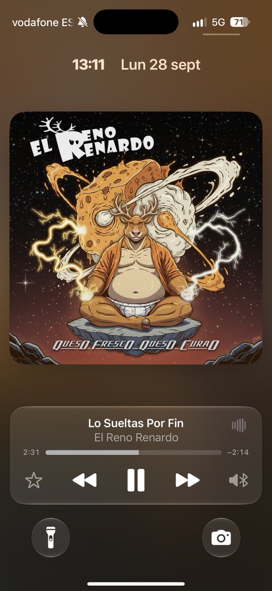 DareNevil's tweet photo. @RenoRenardo @elchayi que grandes poetas sois. Una versión mejorada y no llena de mierda como otras canciones. https://t.co/UAJpN2iuwx