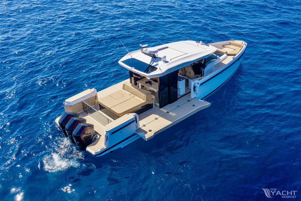 theyachtmarket's tweet photo. Saxdor 460 GTS for sale (2027) in United Kingdom, £543,930 GBP
Click or save the link to discover more: https://t.co/pOySf6VgTl
#buyboat #sellboat #yachting #boating #boot #bateau #usedboats #barca #abya #boten #jacht #boats #barcos #saxdor #barche #BritishMarine #boote https://t.co/iQVeUEnKkt