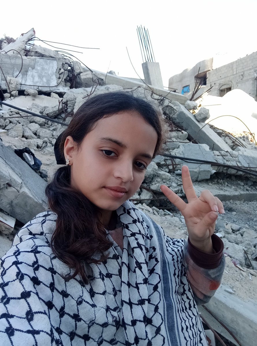 Eleen_sharaf13's tweet photo. I’m a child with dreams, not a statistic on your feed. 💔
​My family is fighting every second just to survive. Your $1 or even a single Retweet is our literal lifeline today.
​Please don’t scroll past us. 🙏
🔗 https://t.co/fbEg31k7Fo https://t.co/l5g43uY85V