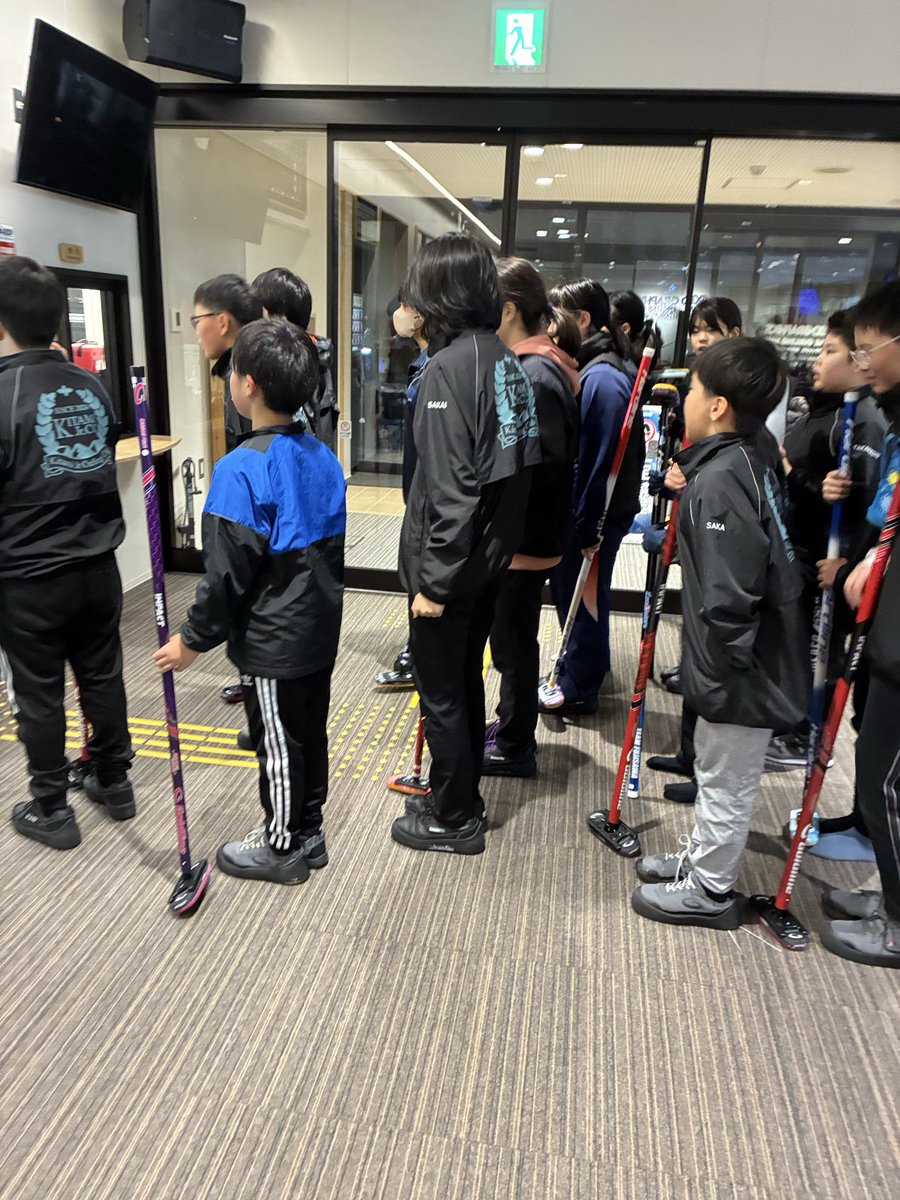 kitamiJrcurling's tweet photo. 【スポンサー企業一覧】
株式会社清月様
大槻理化学株式会社様
中央防災株式会社様
有限会社日日ベーカリー様
有限会社山文農場様

#アルゴグラフィックス北見カーリングホール #ジュニアカーリング #カーリングシティ北見 https://t.co/Kbhv0ThUPj