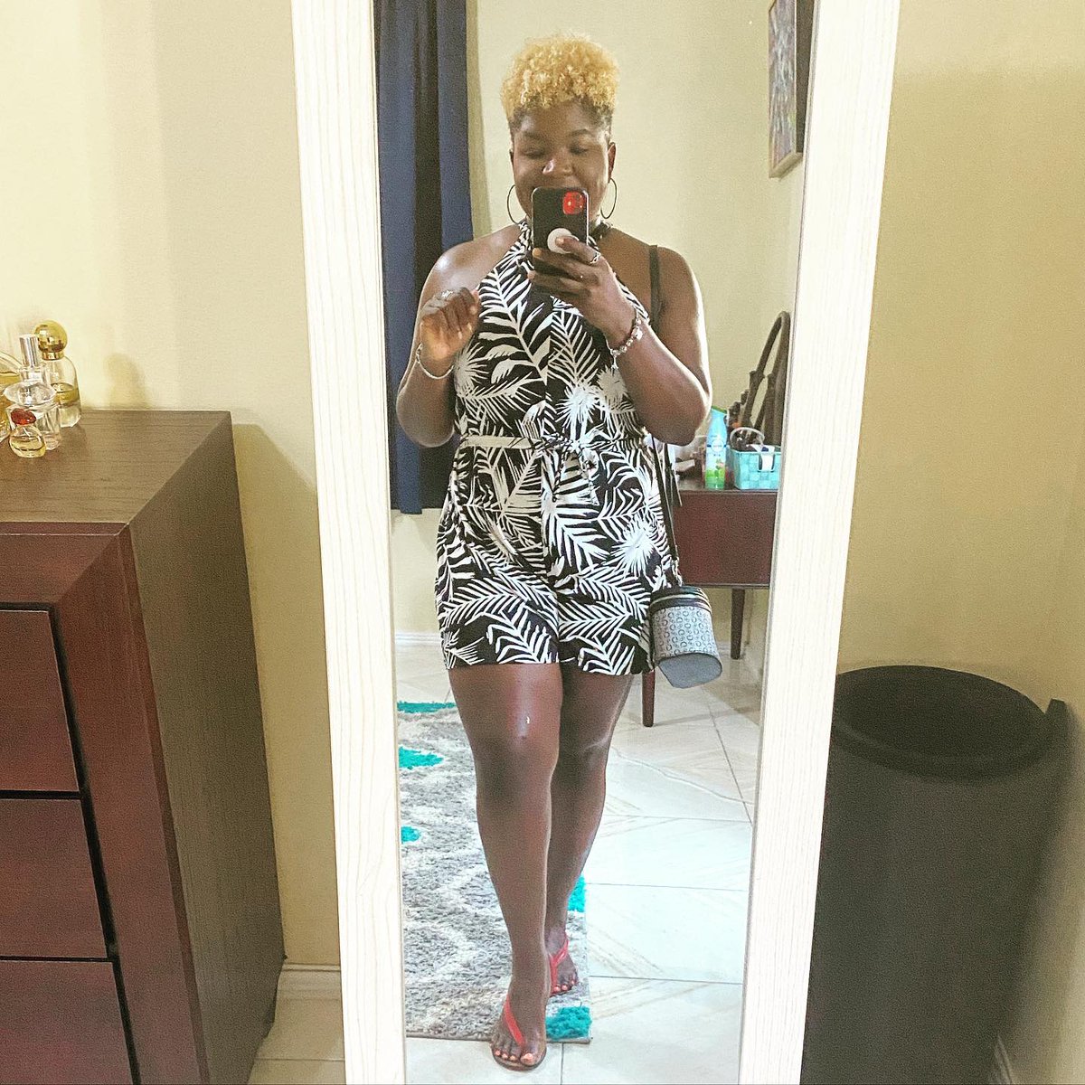 KiDSavageATL's tweet photo. Date night or nah? ๐๐ Romper from @thetamiacarey Itโs a beautiful day folks, letโs make it count! One more sleep to #TGIF #thickerthanasnicker #fitness #fitnessmotivation #thickfit #fitthick #fattofit #justdoit #instagood #goodbody #gymbody https://t.co/ZncXLRmRfu