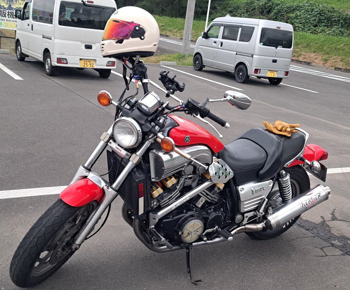 kinko_11's tweet photo. 希少種マフラーに交換
誰とも被らなそうだしこれはこれで有り https://t.co/mgfrFQzJxE