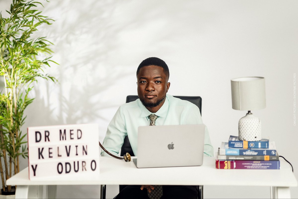 kelvyn_original's tweet photo. The timeline has gone quiet…
So let me reintroduce myself. 😌

Dr(Med)Kelvin Kofi Yeboah Oduro 🩺🎓

I may be late to the timeline, but I’m right on time for the journey. ❤️

Officially, a doctor. https://t.co/R3E69qOJ5O