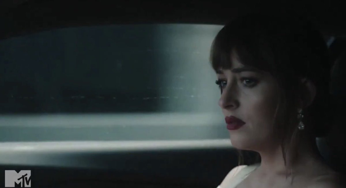 solongliz's tweet photo. never ask a woman her age, her weight or why she has to skip this scene https://t.co/I86IpSetDF