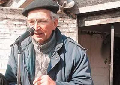 RadioUmbral's tweet photo. 28 septiembre 2012 

14 años sin el cura Pierre Dubois 
Un imprescindible

Abrazos eternos https://t.co/n6WDZzBwij